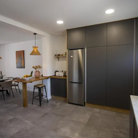 Ribavilla Surf House By Acasadascasas Ericeira